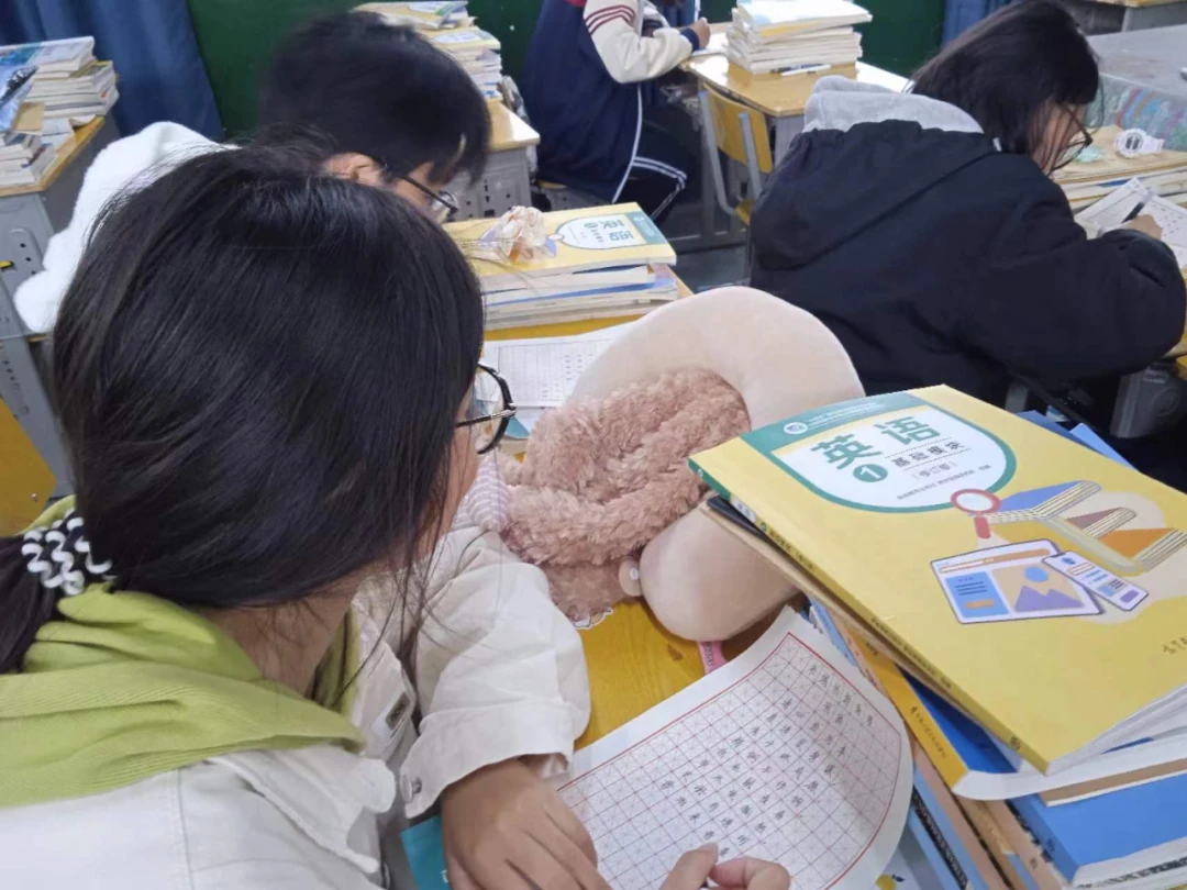 如何通过数据分析改进篮球比赛战术训练_0